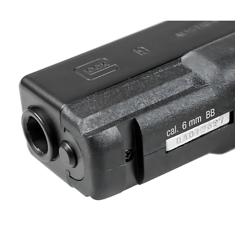 Пневматичний страйкбольний пістолет Umarex Glock 19 кал. 6мм. CO2 — фото 6
