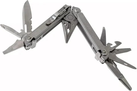 Мультиінструмент Leatherman Free P2, нейлоновий чохол — фото 2