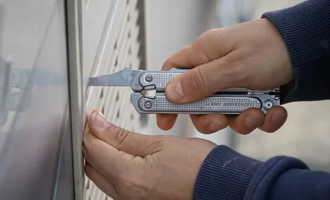 Мультиінструмент Leatherman Free P2, нейлоновий чохол — фото 6