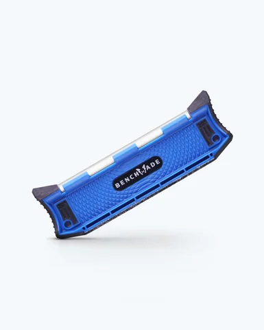 Точило Benchmade "20° Guided hone tool", кераміка+шкіра, 20 градусів — фото 2