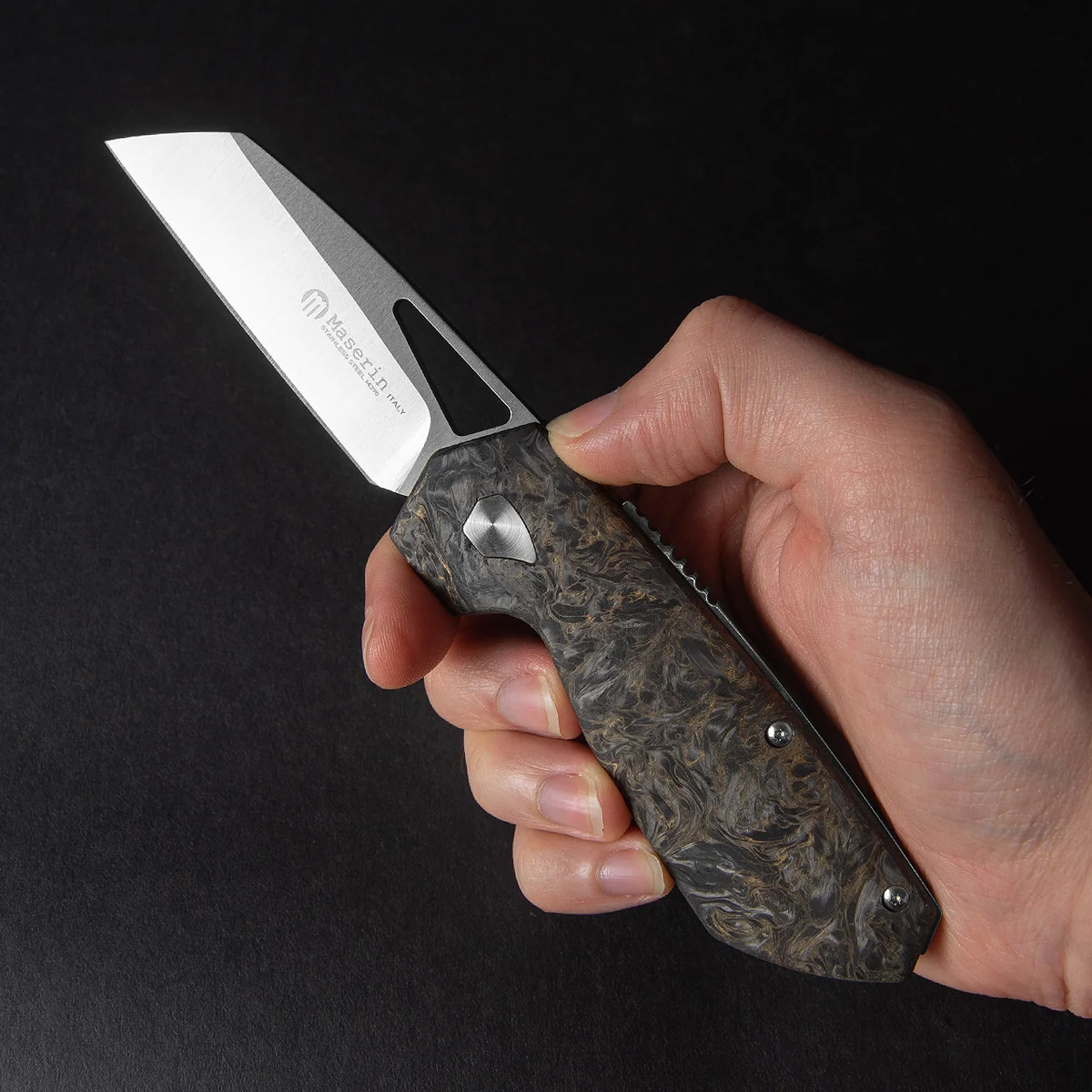 Ніж Maserin W2, M390,  fat carbon, чорно-золотистий