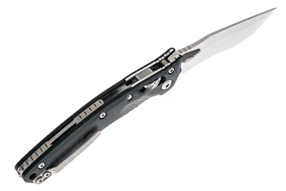 Ніж Microtech Amphibian Ram-Lok, клинок напівсер. Stwsh Fluted, руків'я чорне G10