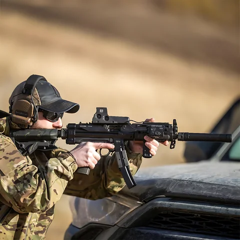 Руків'я пістолетне B5 BLK